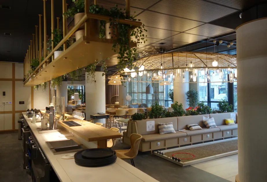 Végétalisation des espaces intérieurs Novotel - Paris Porte de Versailles