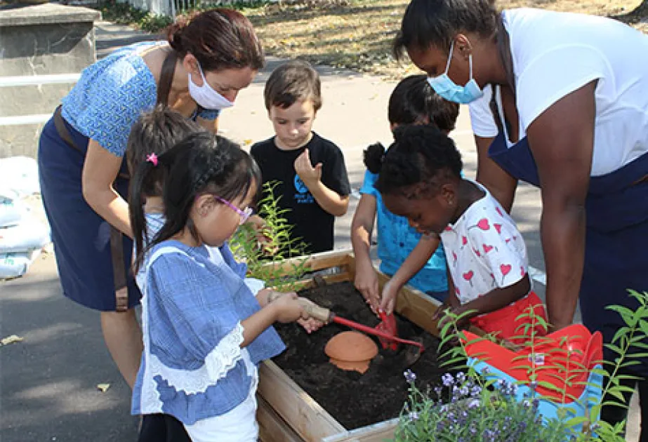 Atelier jardinage apprentissage école pantin
