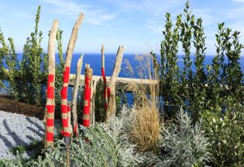 "La Jetée" jardin aménagé par Les Jardins de Gally Sud Est au Festival des Jardins de la Côte d'Azur